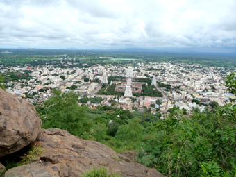 Tempel in Tiruvannamalai: Blick vom Arunachala